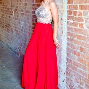 Red beaded prom dress 💃